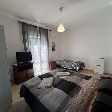 -5 Min From Bus Stop-Free Parking Rome Exterior photo